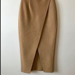 CARAMEL SELF PORTRAIT MID-CALF SKIRT WITH SLIT IN FRONT SIZE 6
